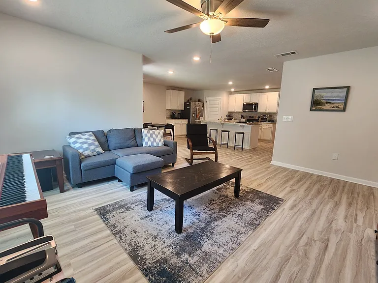 5379 Peach Dr — Photo 7