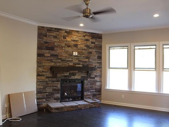 5th image of 559 Great Angelica Way #311-lot 311