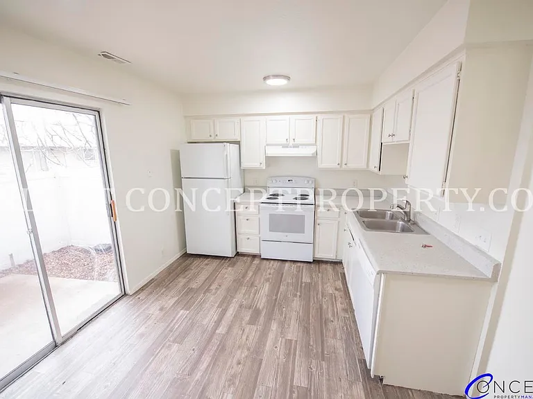 1499 W 2320 S — Photo 65