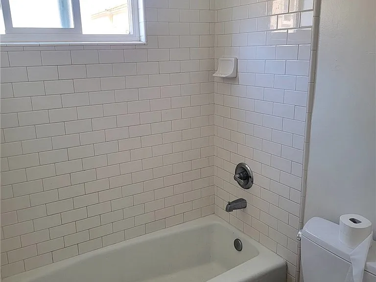 620 Illinois Ct #15 — Photo 9