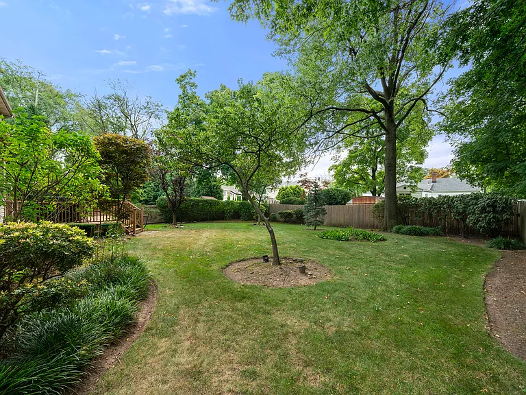 325 Cooper Pl — Photo 29
