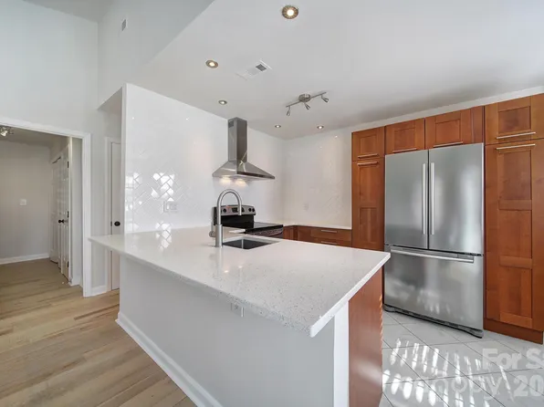 498 Glory Ct, Fort Mill, SC 29715