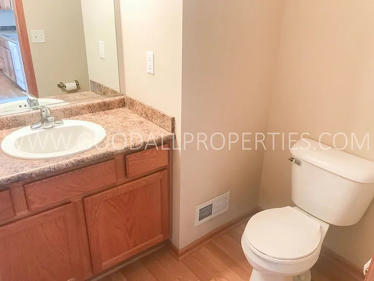 15305 Townsend Ave — Photo 13