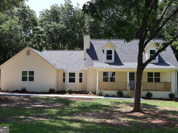 5608 Old Orchard Ct, Rex, GA 30273