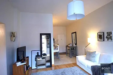 Rented by Bond New York