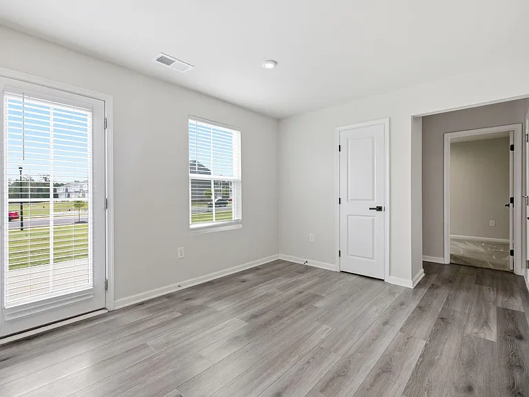 1432 Burgundy Bluff Ln — Photo 16