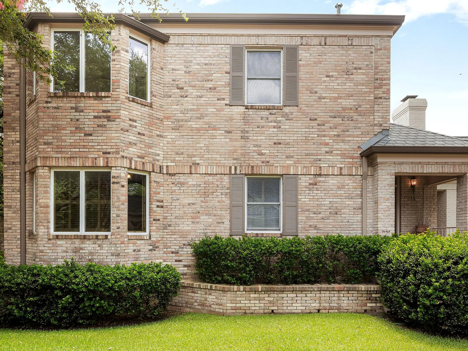 3 bed, 3.5 bath, 3307 sqft, $6,500 — Photo 1