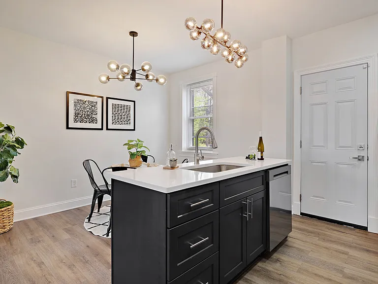 3732 Beehler Ave — Photo 10