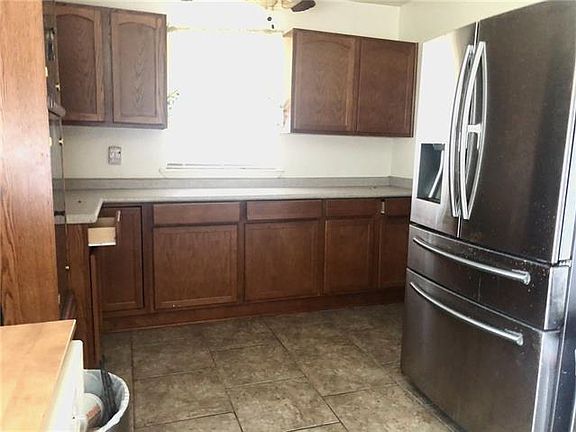 5th image of 3772 W Loyola Dr