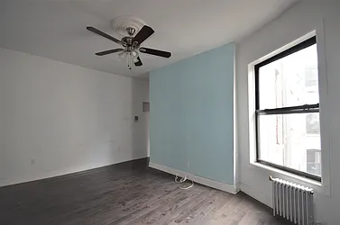 Rented by CITY SKYLINE REALTY INC