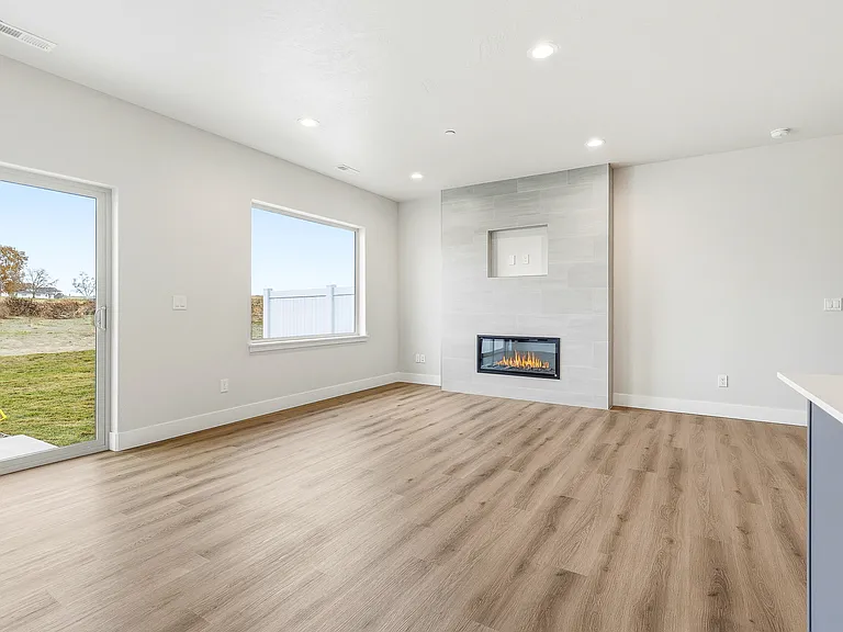 4210 Road 114 — Photo 4