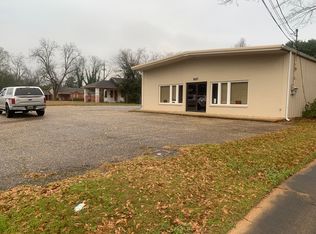 907 S Memorial Dr, Prattville, AL 36067
