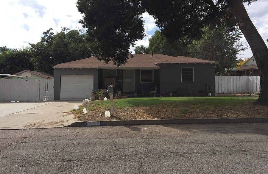 1st image of 2788 Lincoln Dr