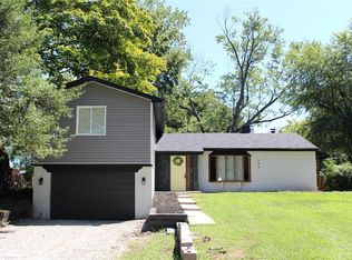 604 S 16th St, Belleville, IL