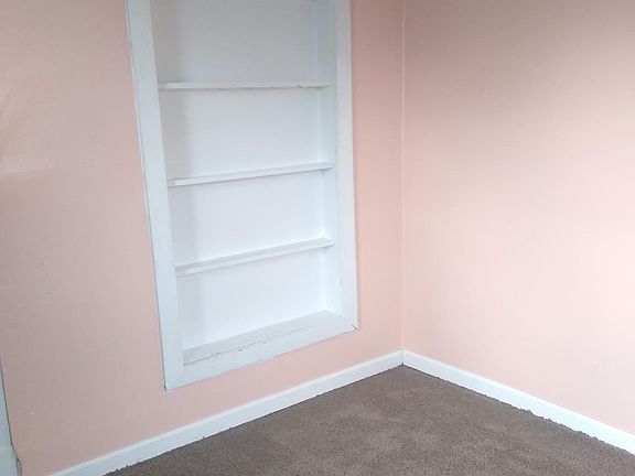 3rd image of 164 Oliver St