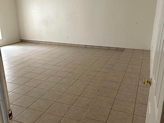 2nd image of 11206 Woodway Creek Dr