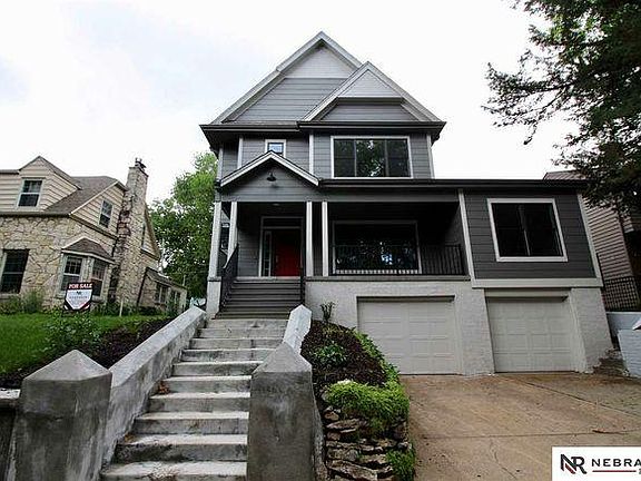 Rare 2 car attached garage for this location