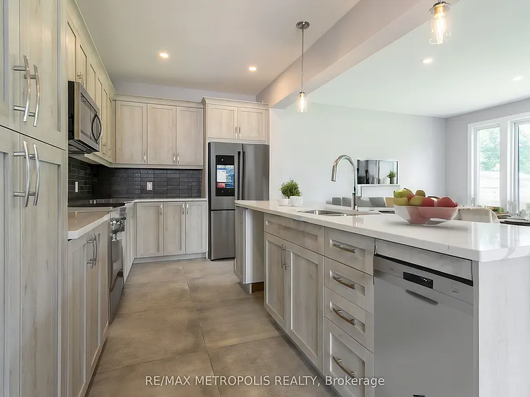 297 Whiting St #8 — Photo 2