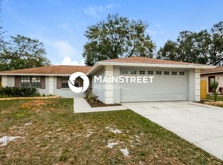 3722 Greenford St, Valrico, FL 33596