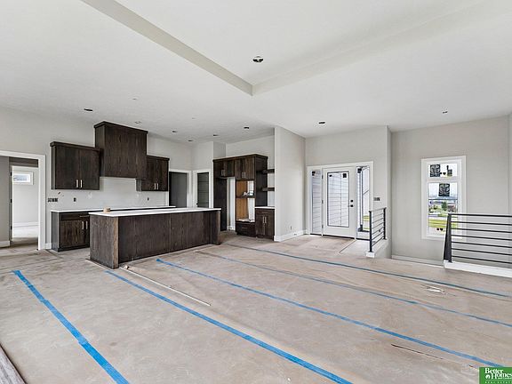 5th image of 21126 Atwood Ave
