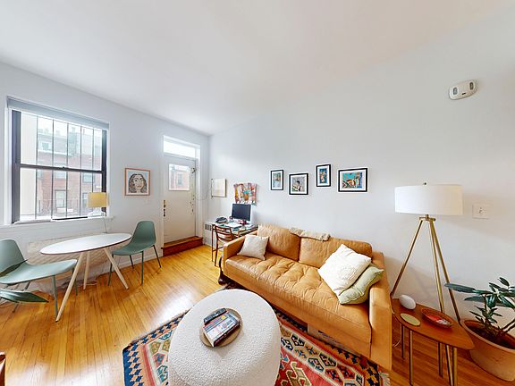 3rd image of 62 W 85th St APT 3B