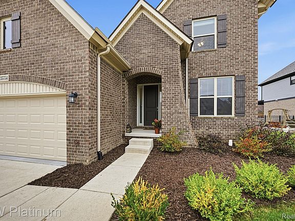 5th image of 35754 Addison Dr