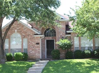 1600 Blackstone Dr, Carrollton, TX 75007