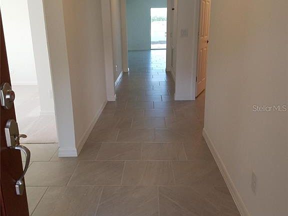 4th image of 5611 Windsong Oak Dr