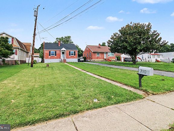 2nd image of 710 Mace Ave