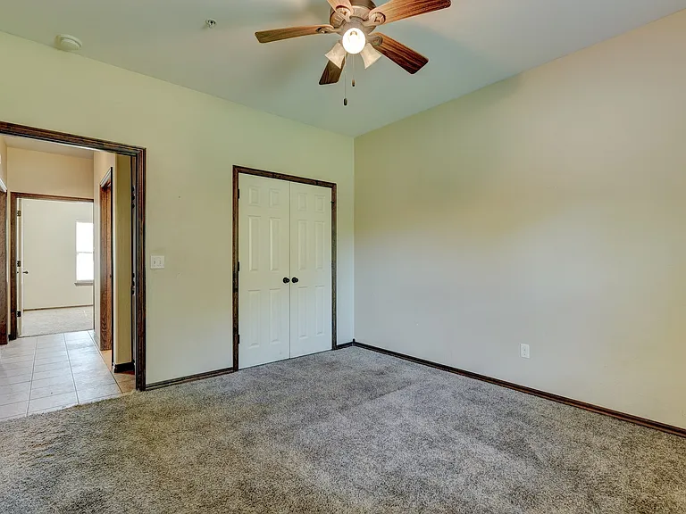2220 W Utah Ave — Photo 31