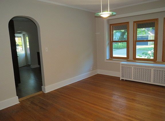 5th image of 2142 Cumberland St