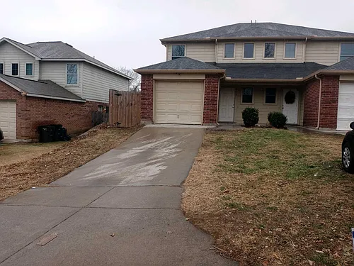 8109 Arbor Ave Photo 1