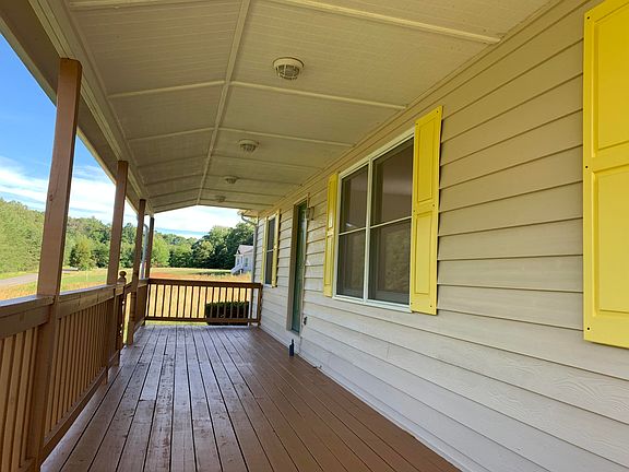 2nd image of 295 Lake Park Dr