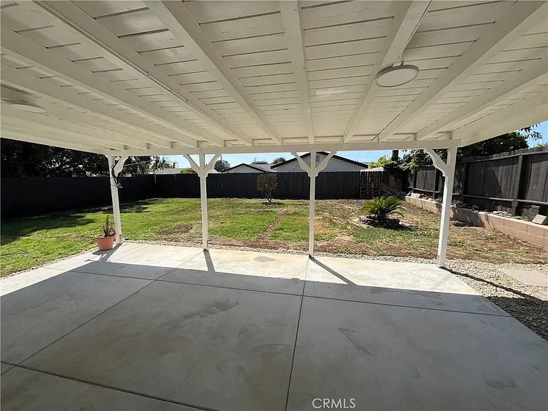 525 Twilight St — Photo 34