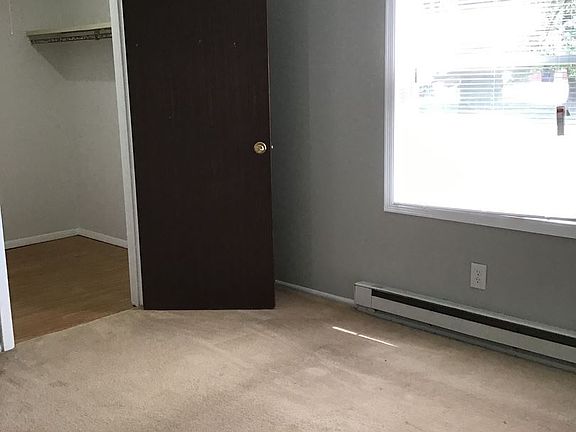 5th image of 703 N Red Bud Trl APT 6