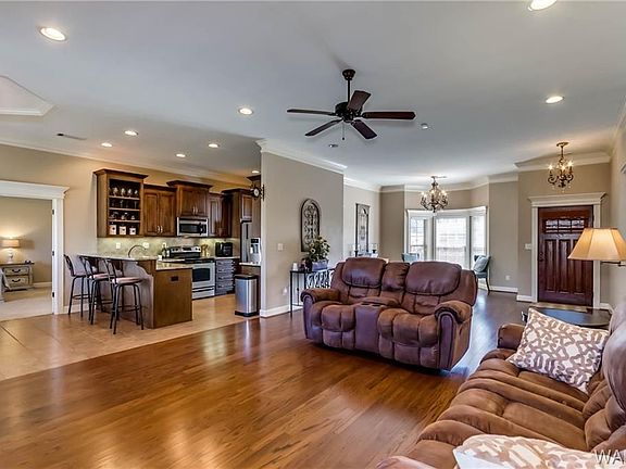 3rd image of 12547 Cottage Ln