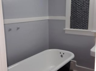 1109 N Los Robles Ave #C, Pasadena, CA 91104