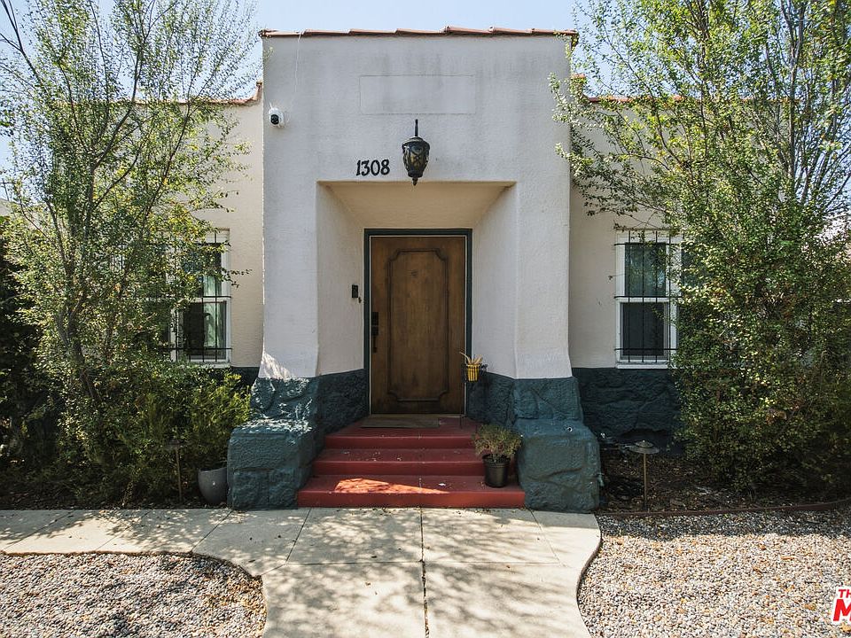 1st image of 1308 W 56th St