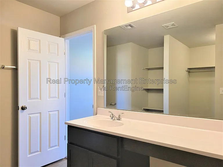 21215 Winding Brk — Photo 14