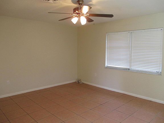 3rd image of 1018 Jamaica Av Avenue