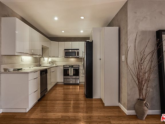 4th image of 705 Westmount Dr APT 309