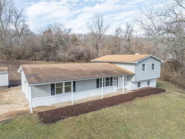 7671 Tower Rd, Hillsboro, MO 63050
