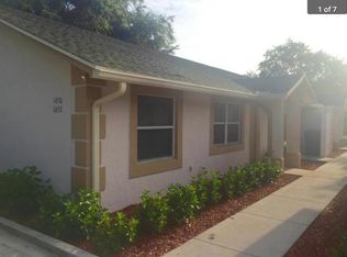 1656 Hawthorne Pl, Wellington, FL 33414