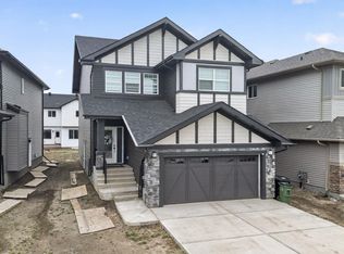 7011 177th Ave NW, Edmonton, AB T5Z0V9