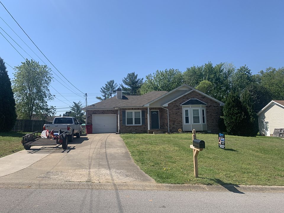 1st image of 250 Moncrest Dr