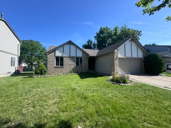173 Algansee Dr, Troy, MI 48083