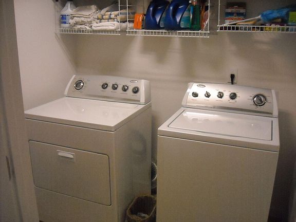 4th image of 9145 Oak Fern Dr