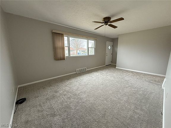 2nd image of 6095 Stark Dr