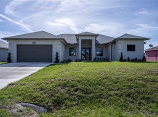 2813 45th St SW, Lehigh Acres, FL 33976