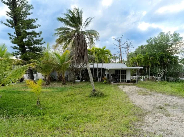 16440 Arbor Ridge Dr, Fort Myers, FL 33908